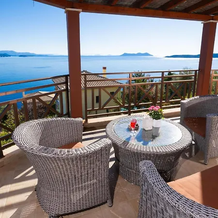 Yasemi By Vintage Travel